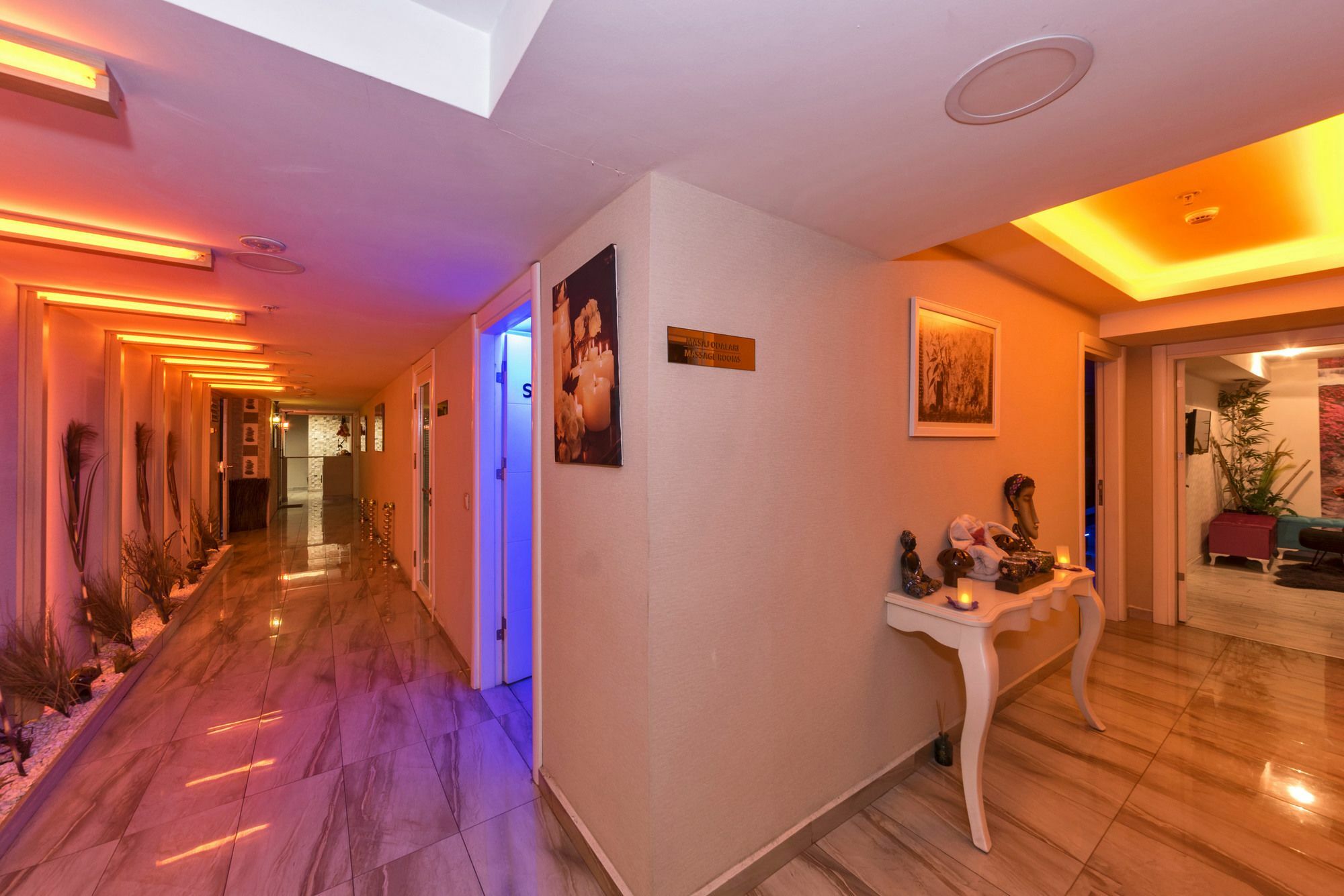 Marnas Hotel Istanboel